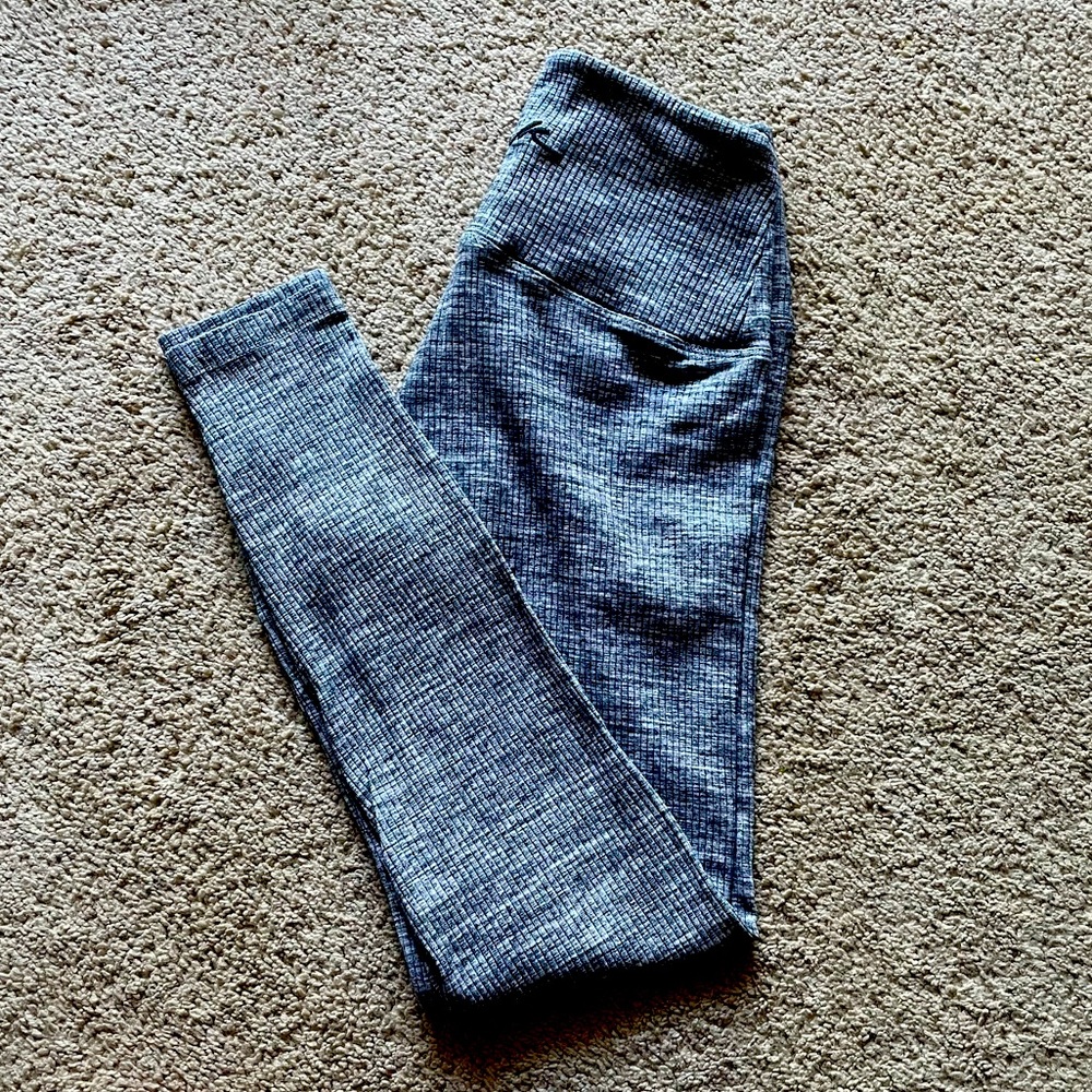 PINK Victoria’s Secret Yoga Leggings